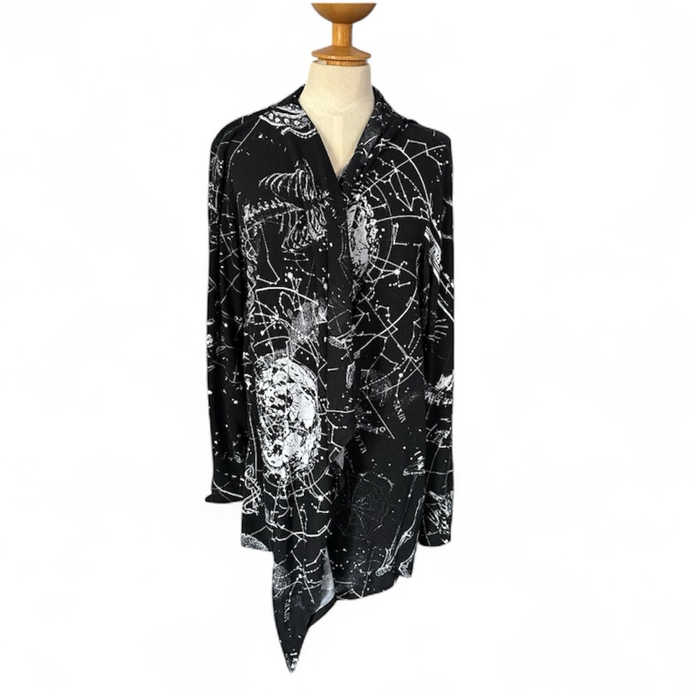 Midnight Hour open cardigan Hot Topic flyaway sweater skull snake print 2X EUC
